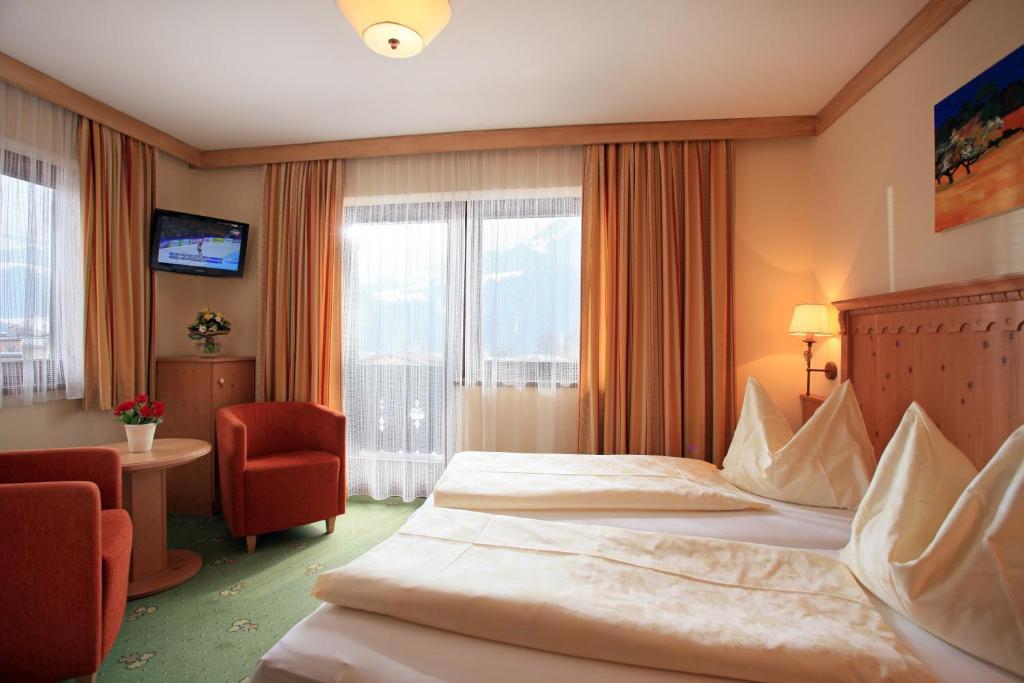 Landhotel Lechner Кирхберг ин Тирол Екстериор снимка